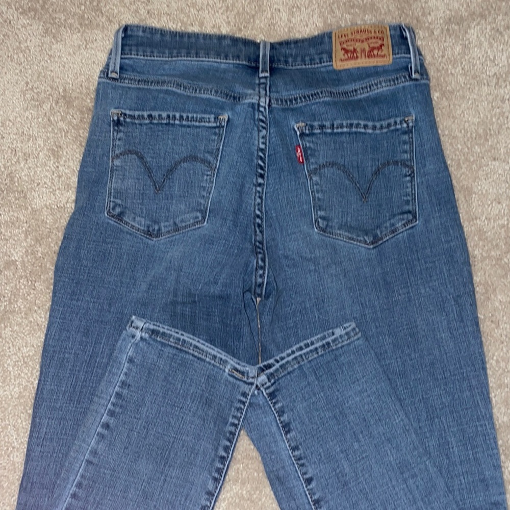 Levi jeans